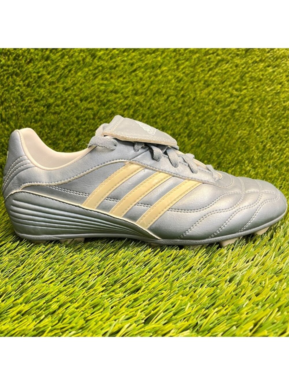 Adidas Traxion Hard Ground Womens Size 6 Blue Outdoor Running Soccer Cleats